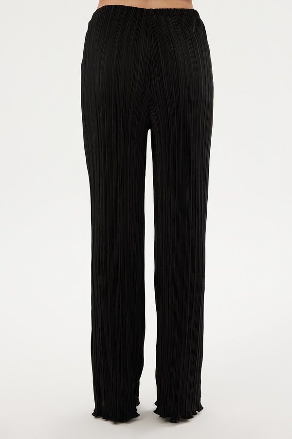 High Neck Halter Pleated Blouse & Palazzo Trousers Coord 6