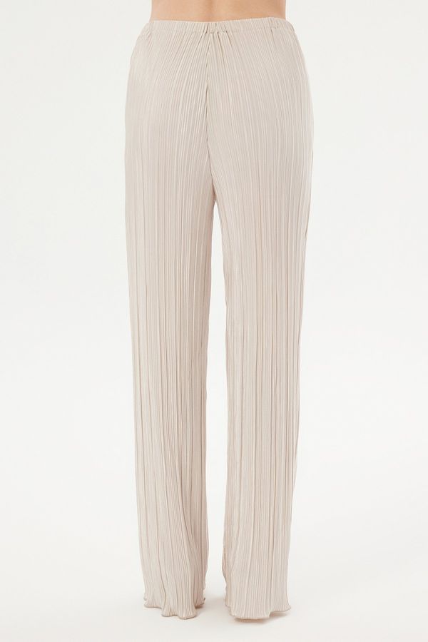 High Neck Halter Pleated Blouse & Palazzo Trousers Coord 6