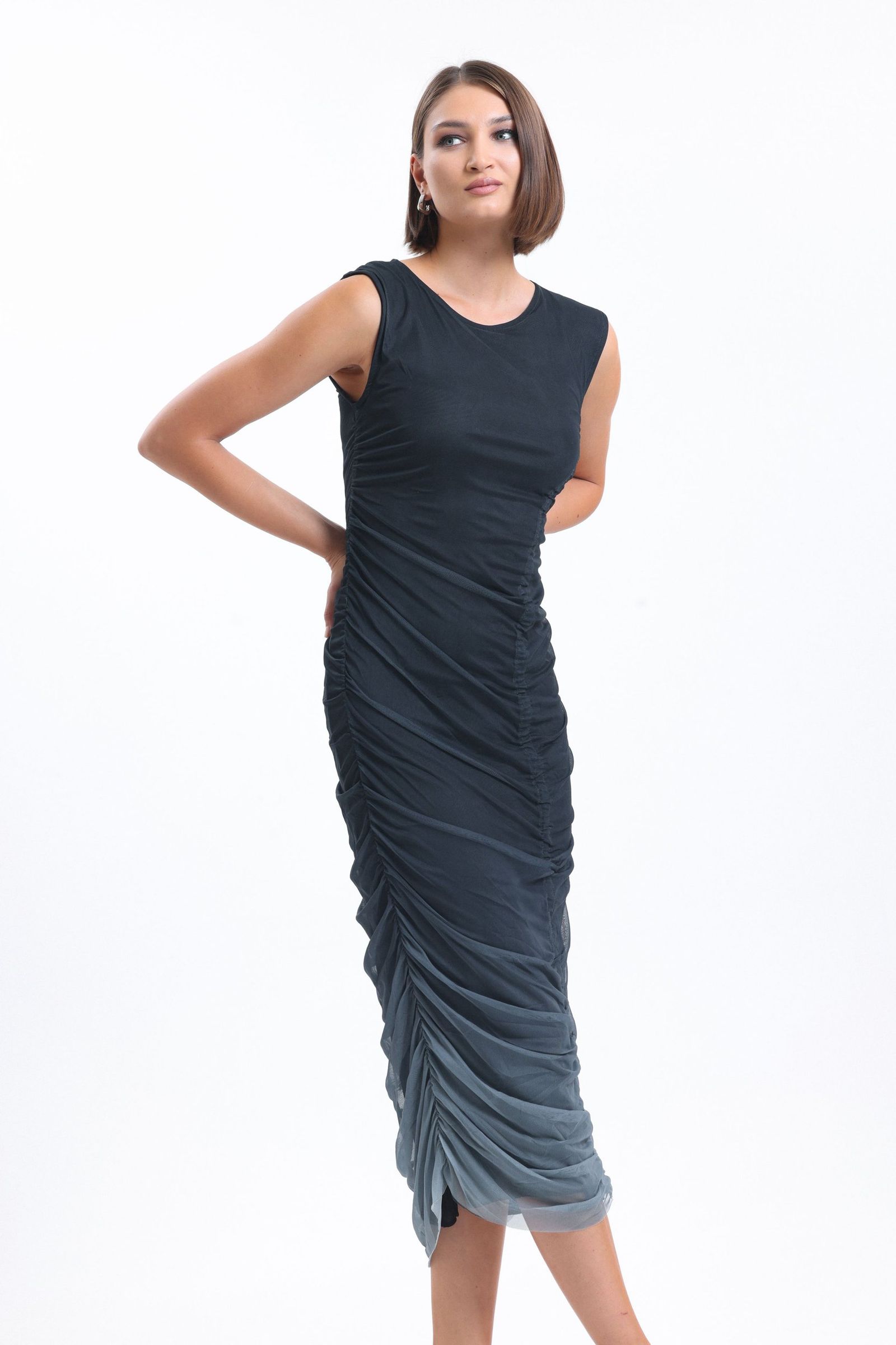 Tulle Round Neck Ruched Sleeveless Midi Dress