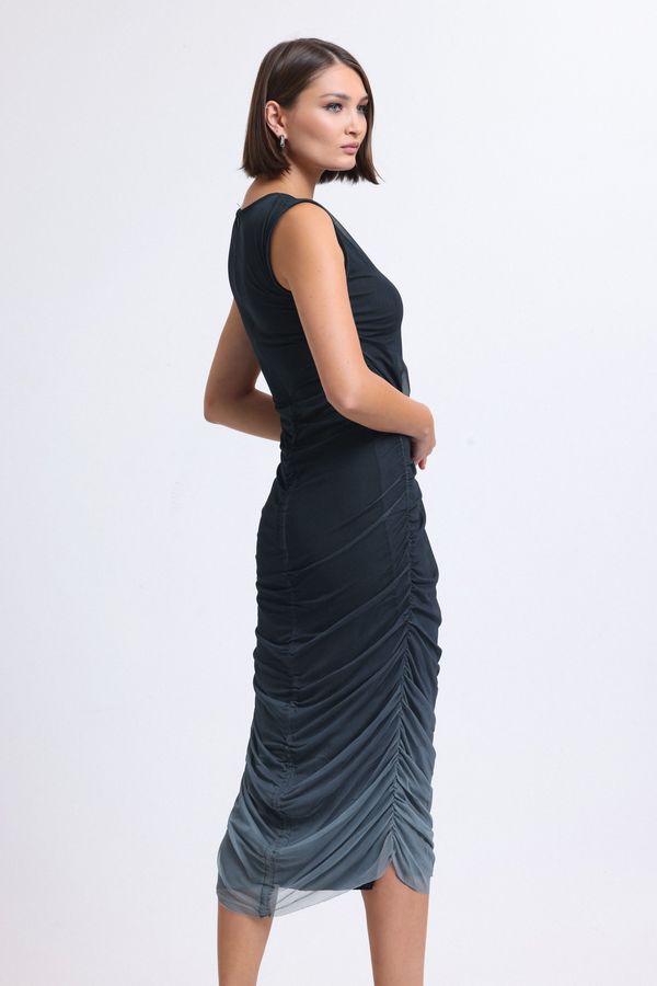 Tulle Round Neck Ruched Sleeveless Midi Dress 3