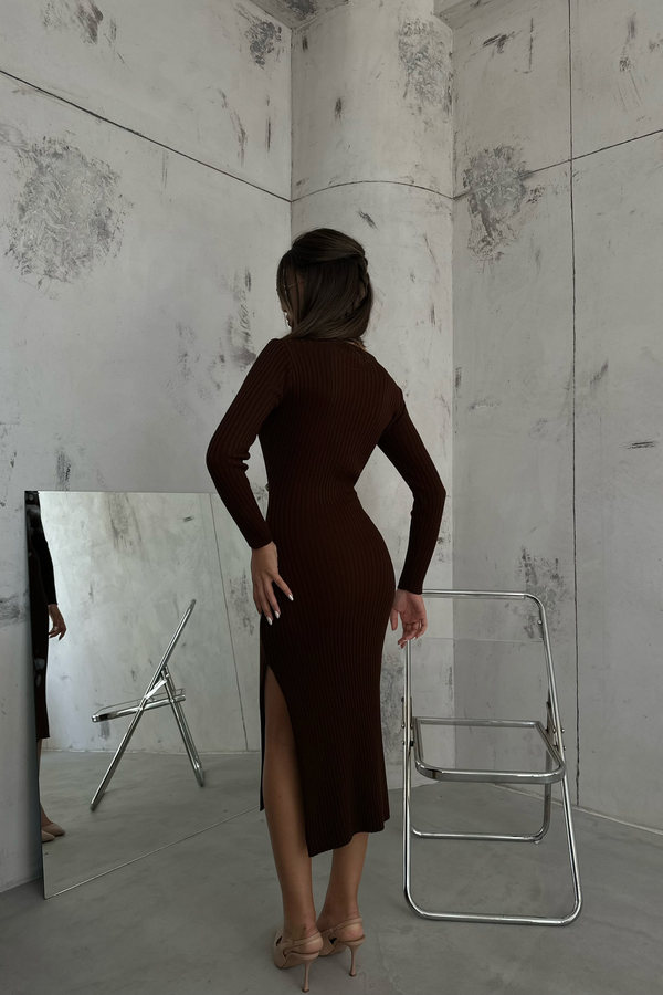 Round Neck Slit Long Sleeve Maxi Dress 3