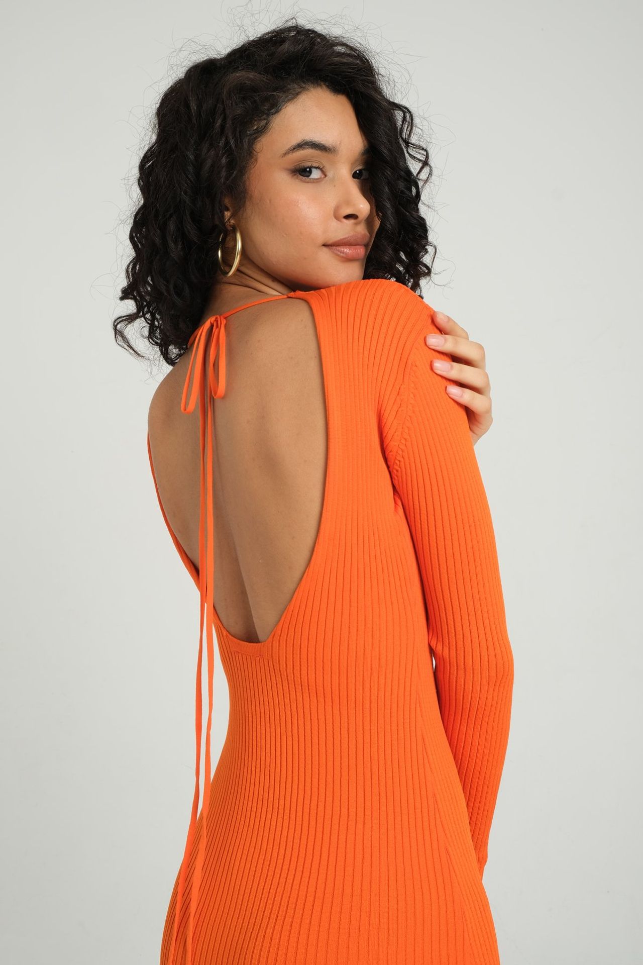 Knitted Round Neck Long Sleeve Midi Dress with a Back Cut Out
