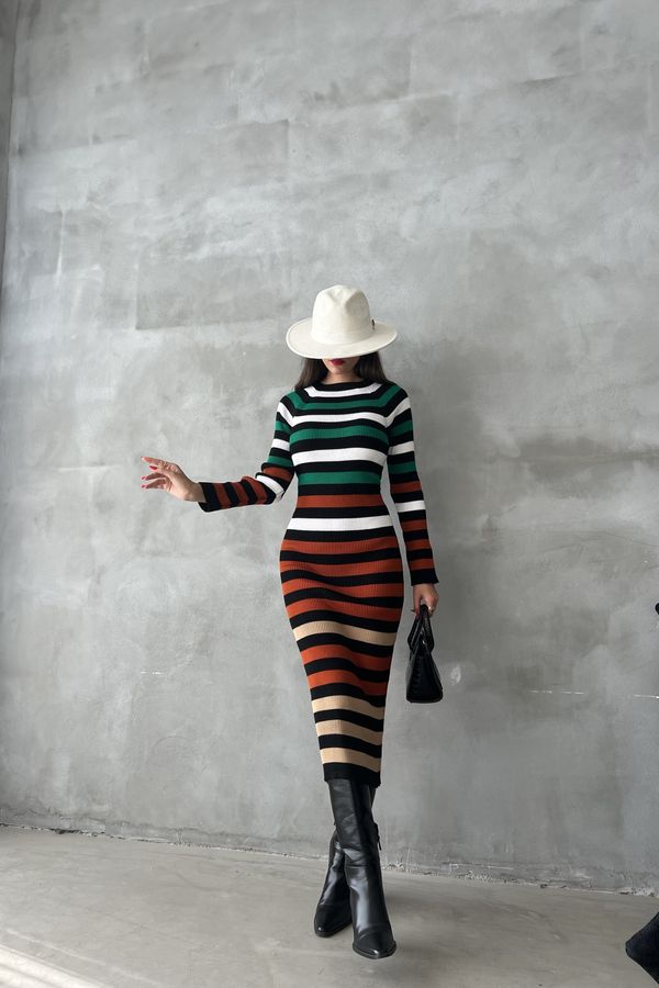 Knitted Striped Crew Neck Long Sleeve Maxi Bodycon Dress 2