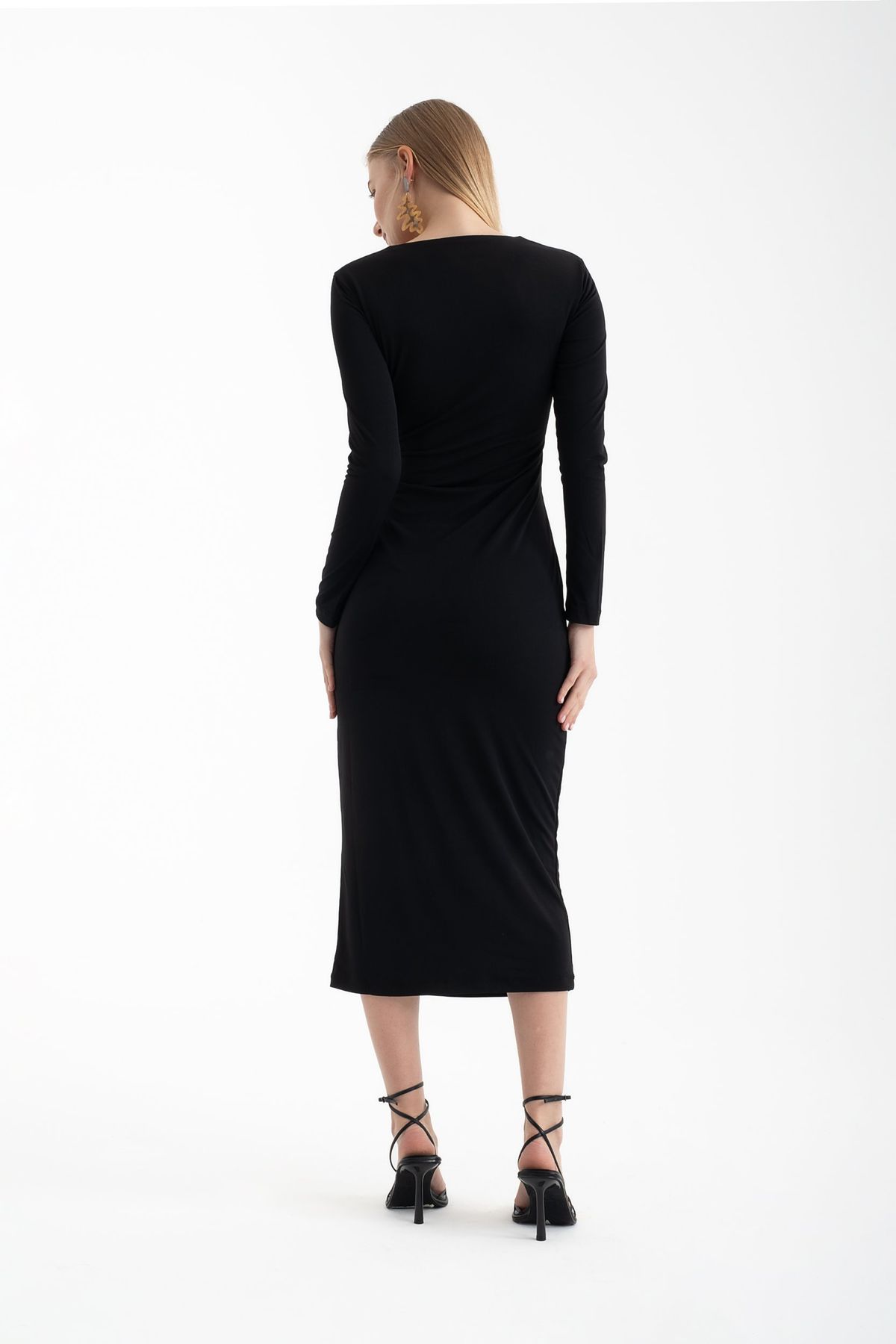 Scoop Neck Cut Out Long Sleeve Midi Dress
