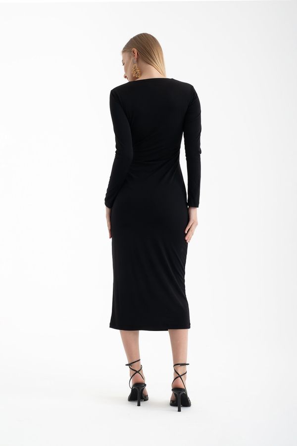 Scoop Neck Cut Out Long Sleeve Midi Dress 3