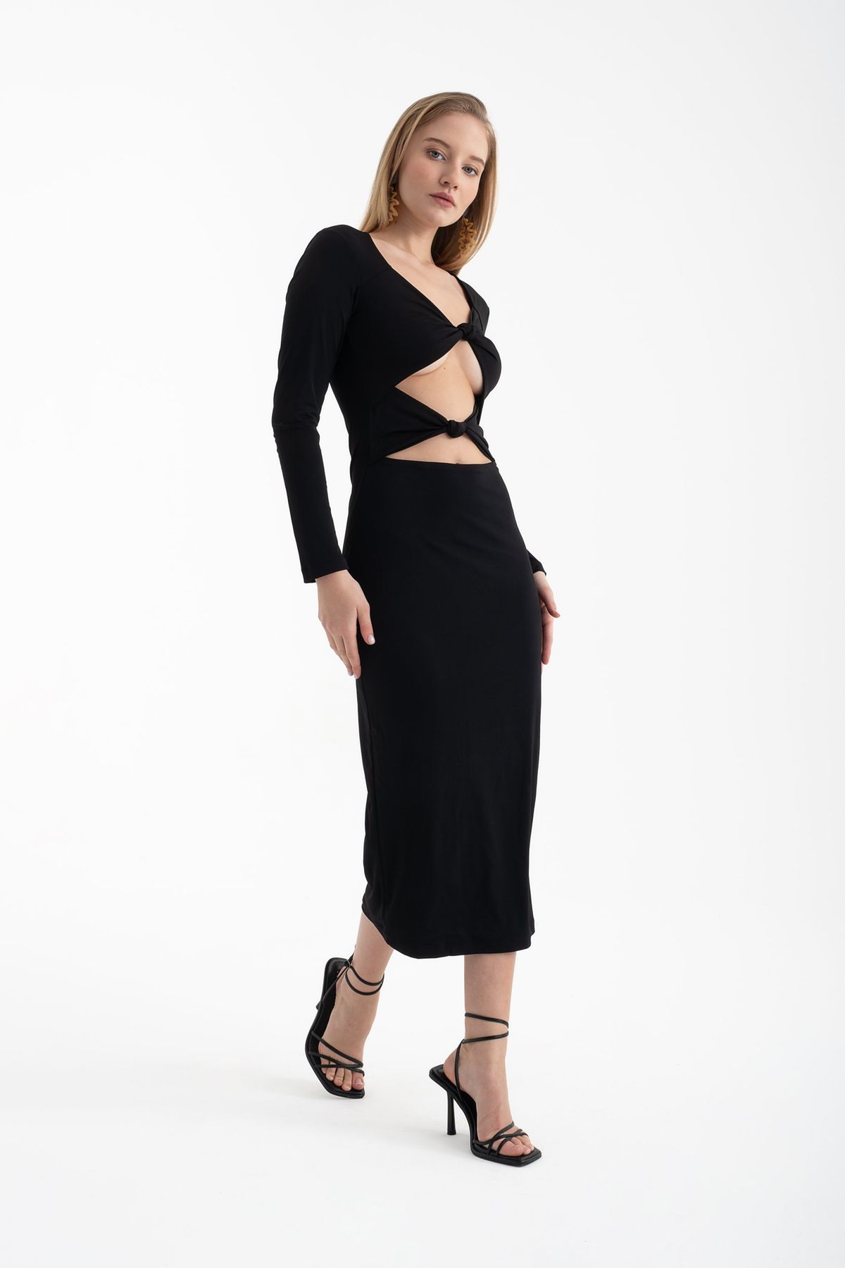 Scoop Neck Cut Out Long Sleeve Midi Dress