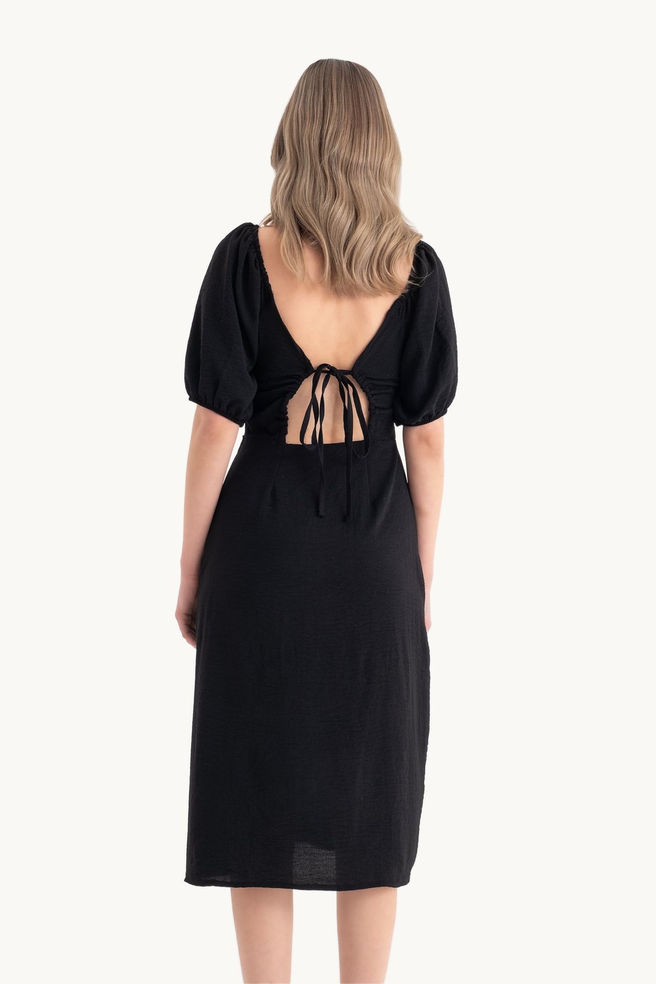 Sweetheart Neck Midi Dress with a Side Slit