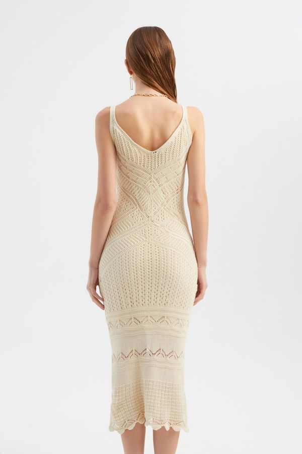 V Neck Crochet Textured Maxi Dress 5