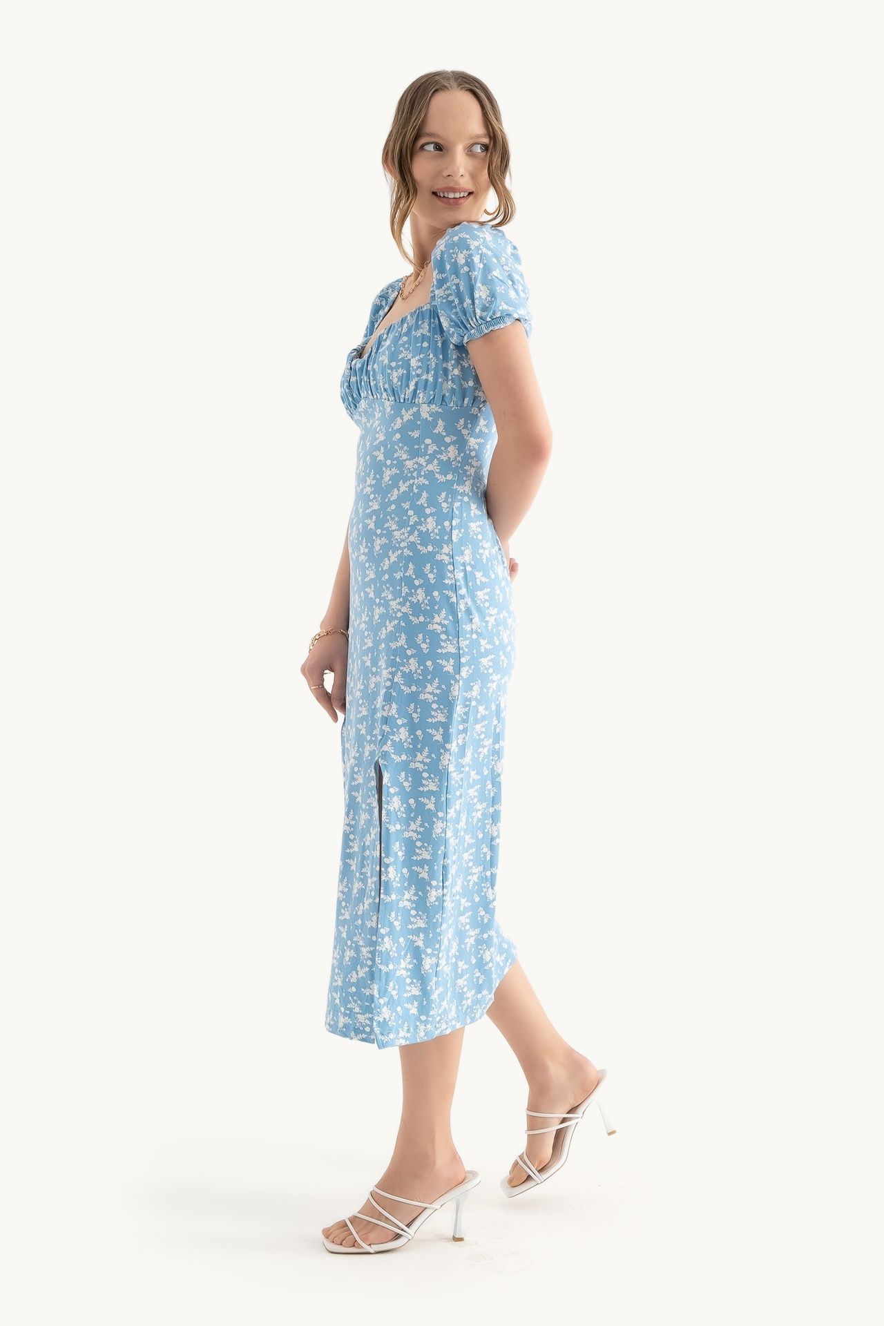 Floral Sweetheart Neck Puff Sleeves Midi Dress with a Side Slit