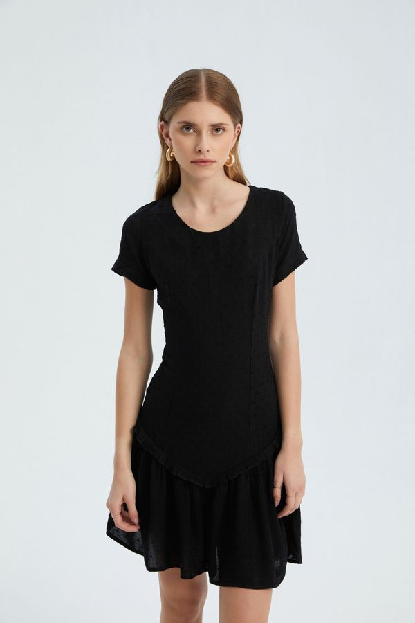 Round Neck Ruffle Short Sleeve Mini Dress 4