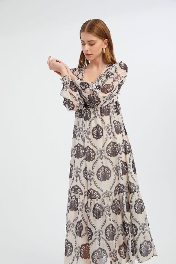 Abstract V Neck Buttoned Tiered Maxi Dress 3