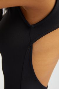 black-image-4
