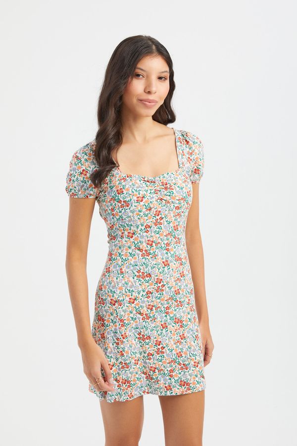 Floral Square Neck Short Sleeve Mini Dress 3