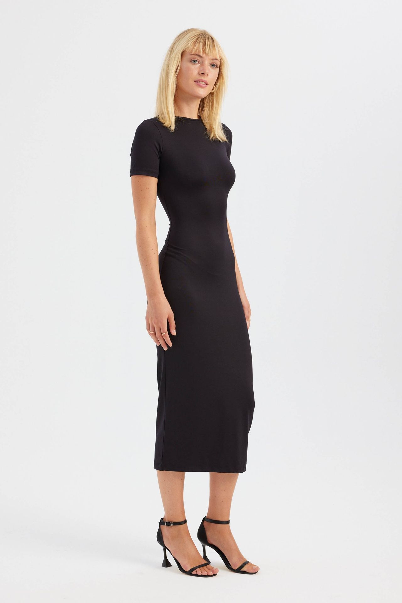 Crew Neck Short Sleeve Midi Dress