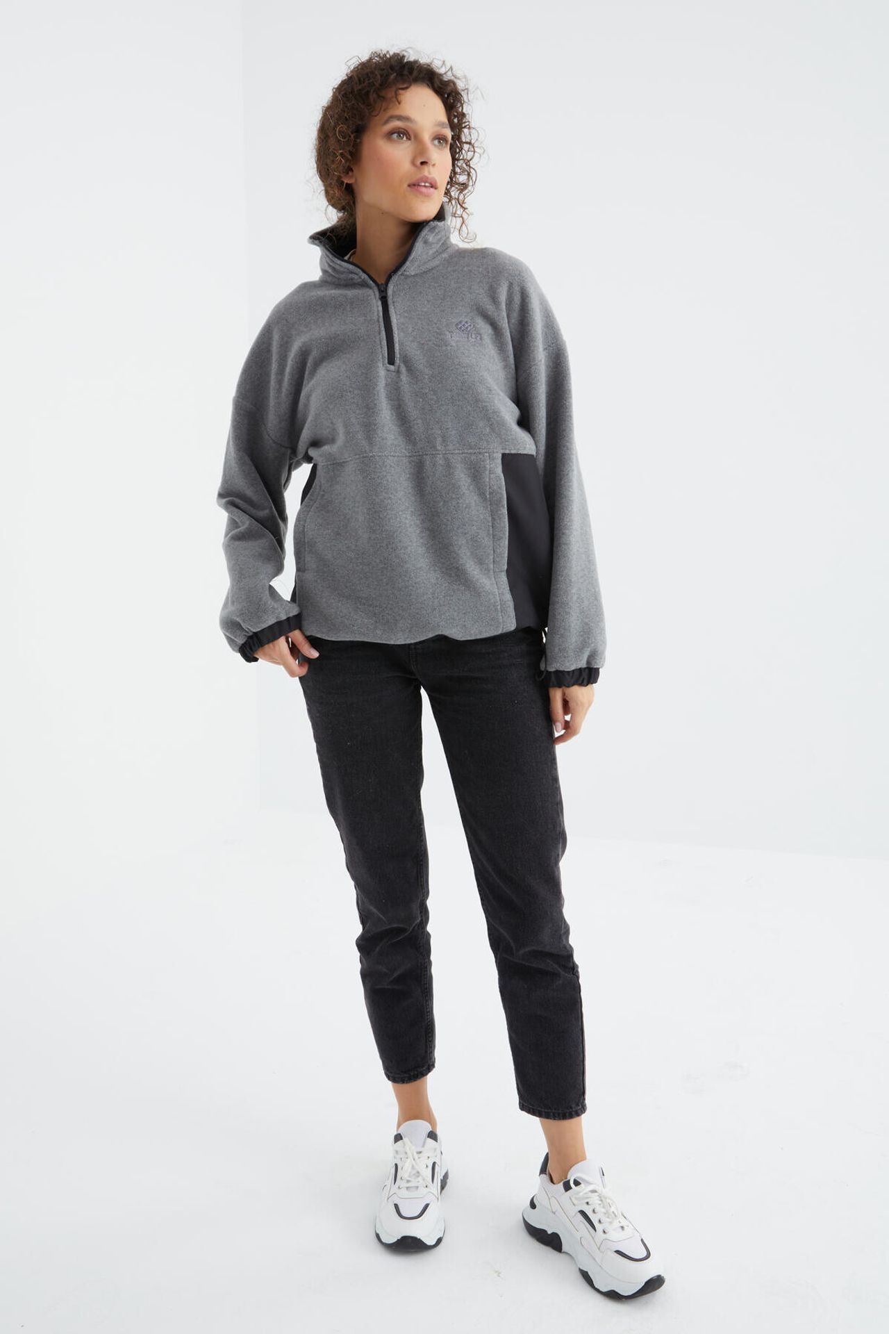 TOMMY Oversized Half-zip Plush Sweatshirt 6