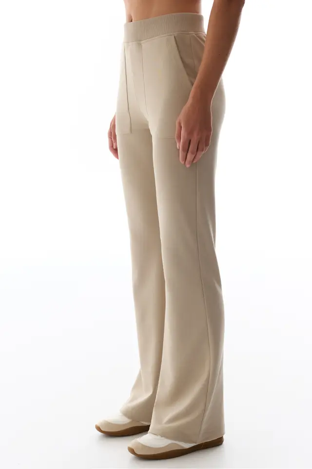 PENTI Ribana Detail Flare Sweatpants