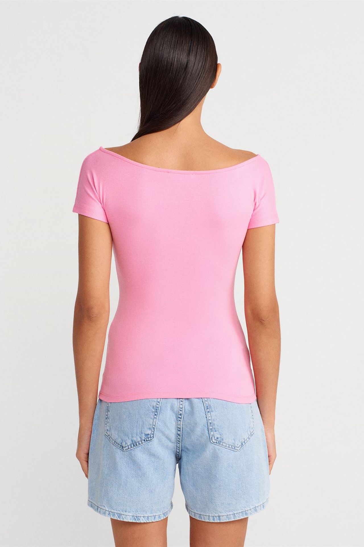 DILVIN Kadın Slim Fit Kayık Yaka Tişört 2