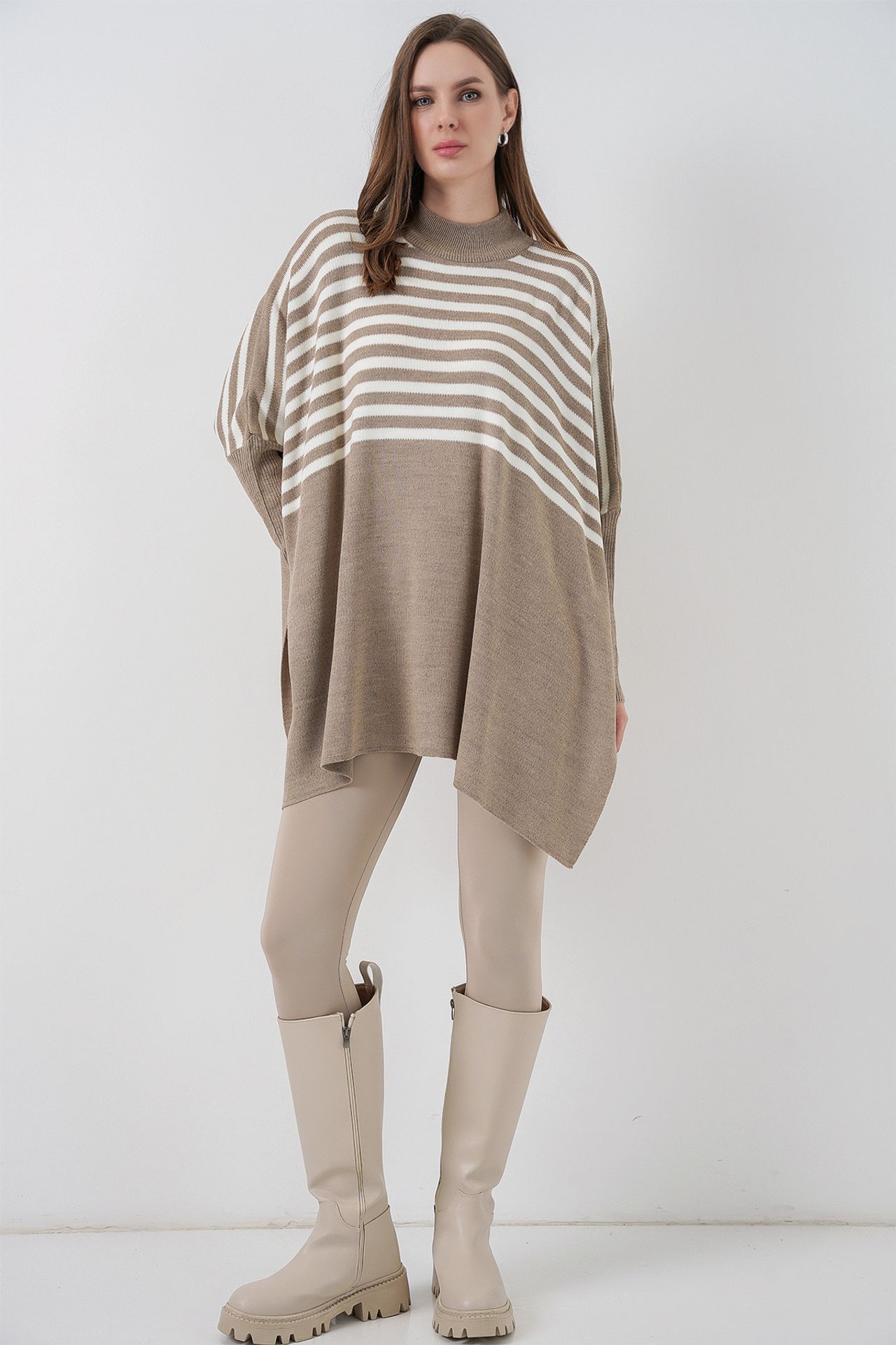 BDART Oversized Acrylic Crew Neck Jumper 2