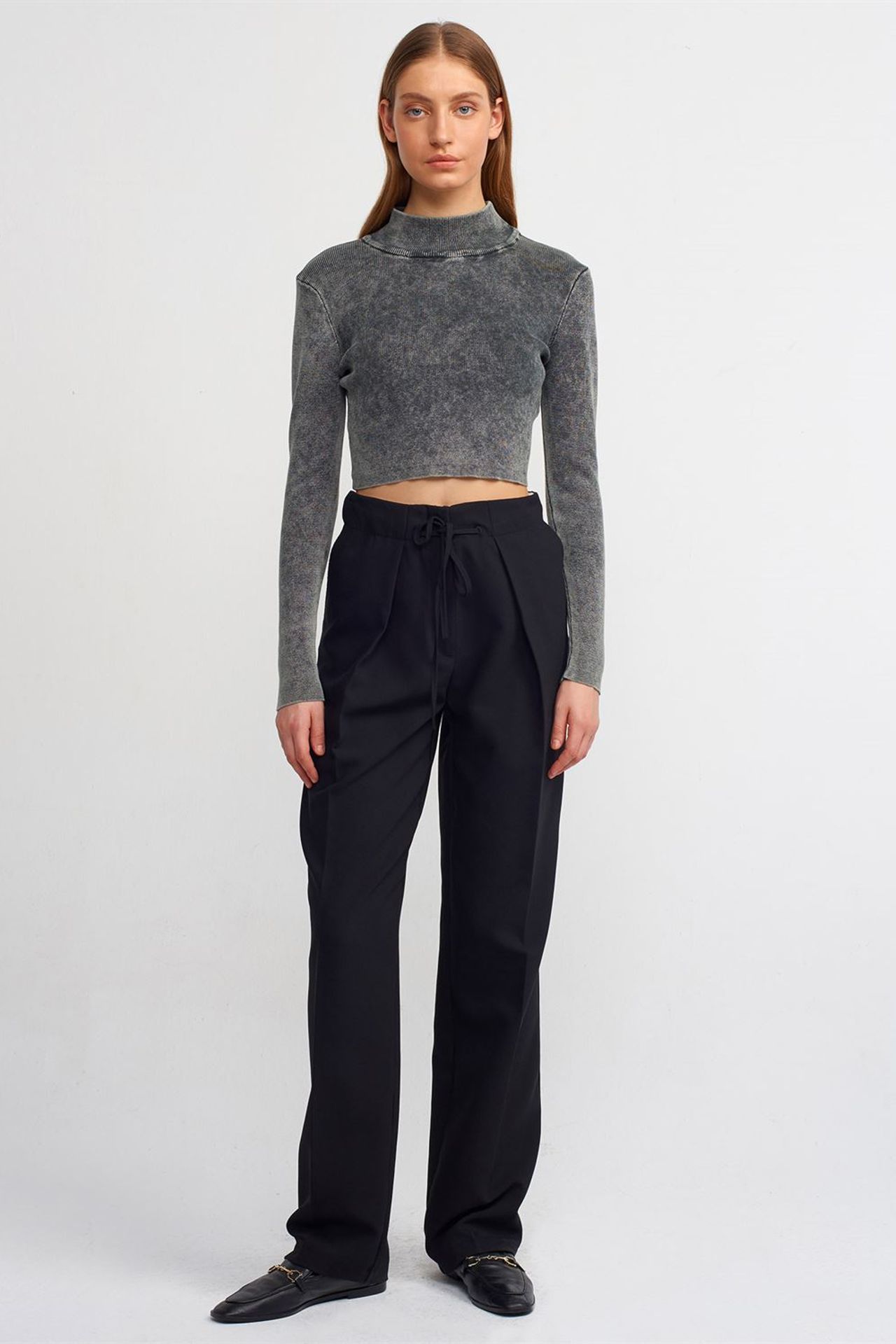 DILVIN Women's Cropped Ribbed Half-Turtleneck Sweater 3