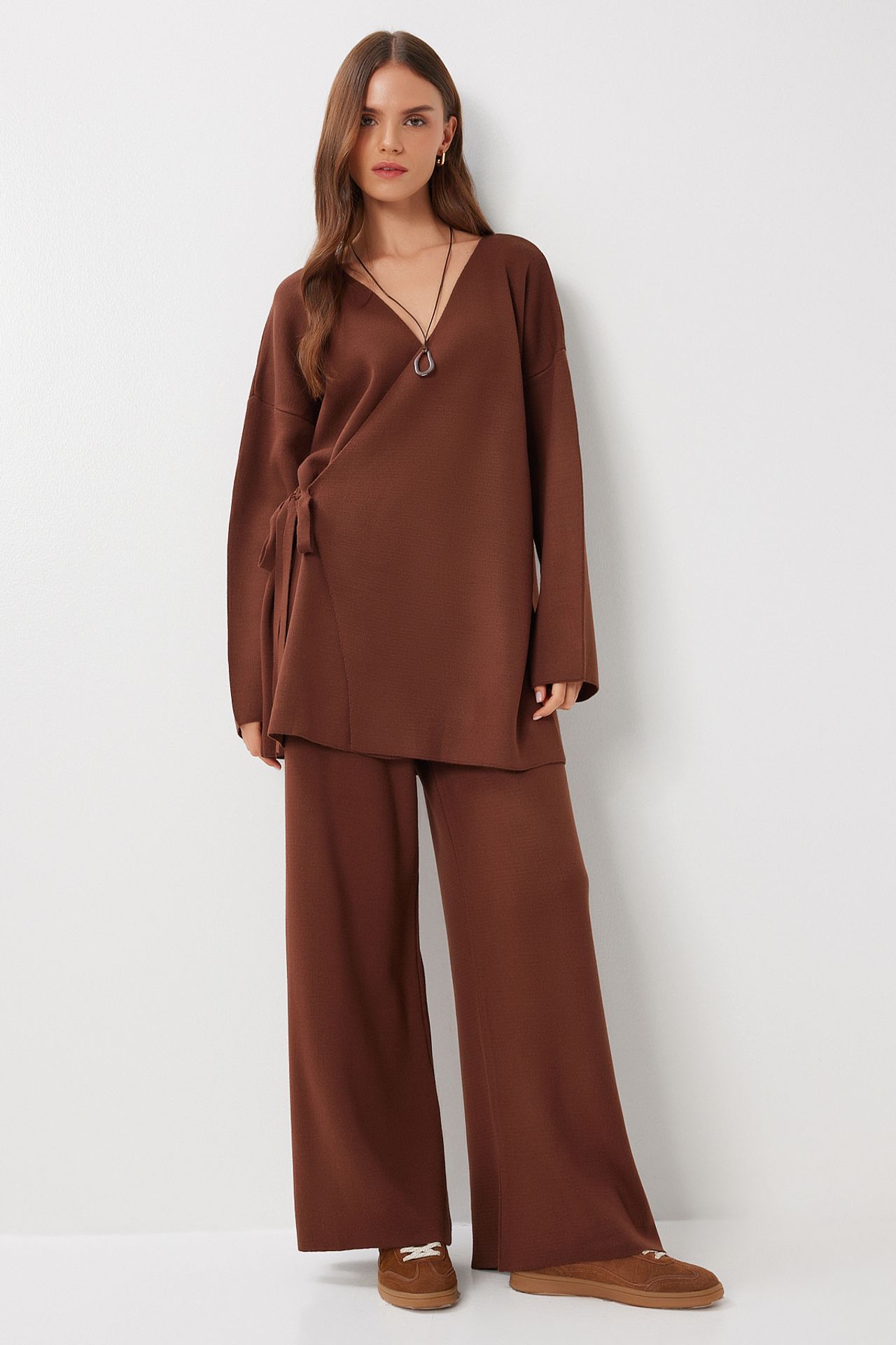 ISTANBUL Oversized Tie Detail V-Neck Knitwear Two-Piece Set