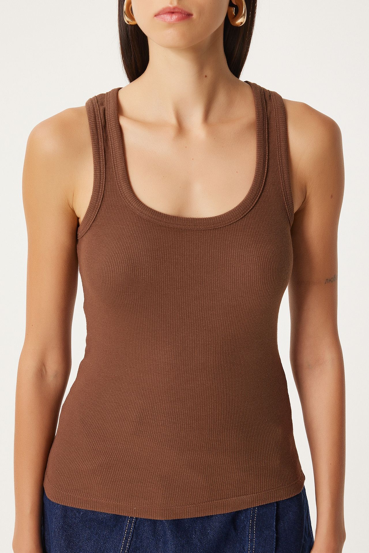 ISTANBUL Fitted U Collar Knitted 2- Pack Tank Top 3