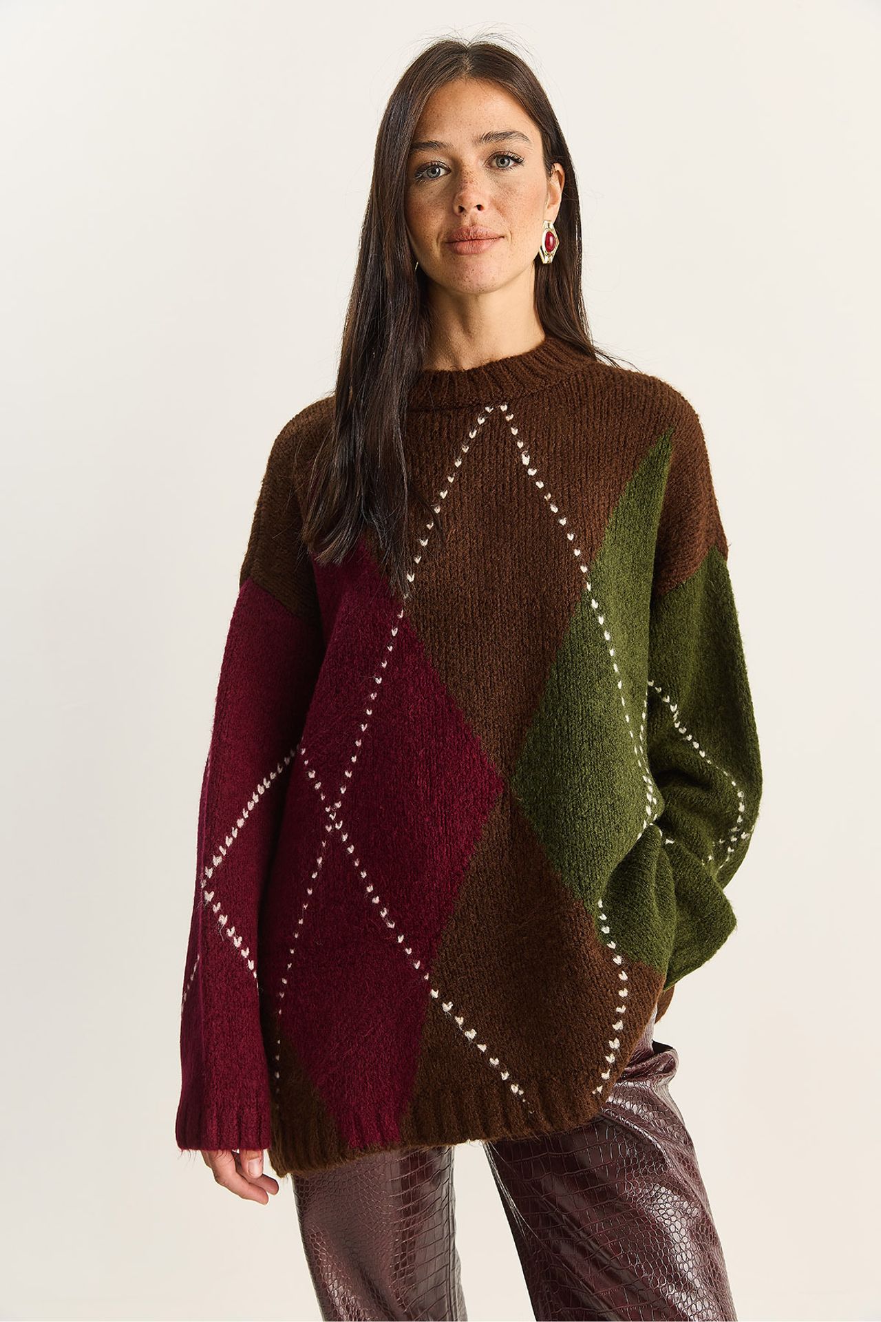 LUCCI Oversized Knitted Diamond Pattern Sweater 2