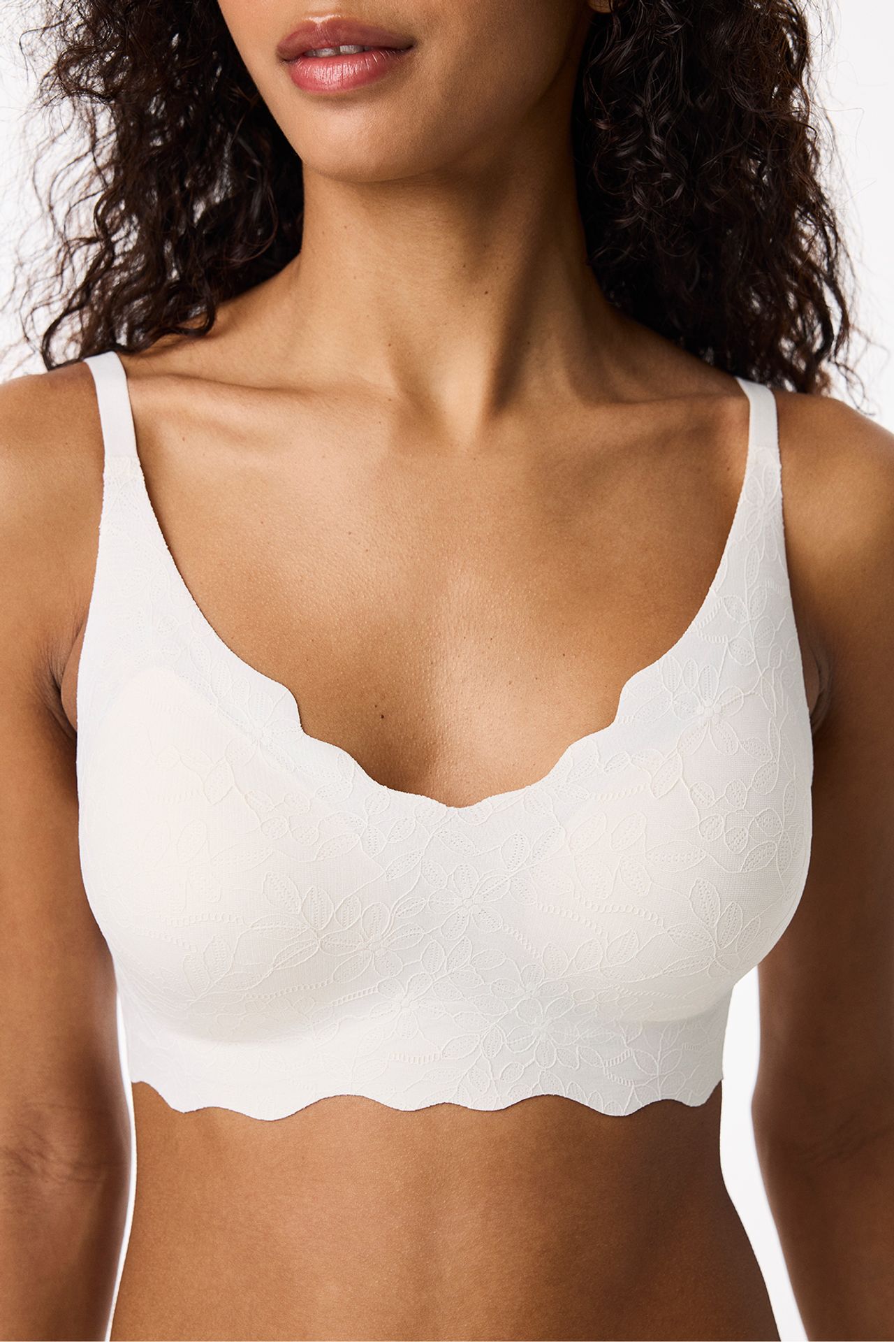 PENTI Tattoo Effect Lace Padded Bra 3