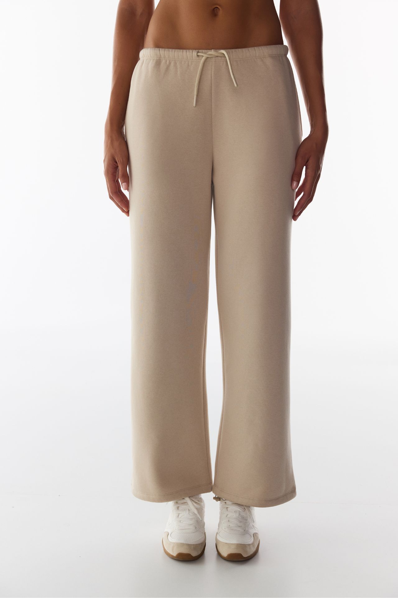 PENTI Adjustable Waist Brushed Wide-Leg Sweatpants 1