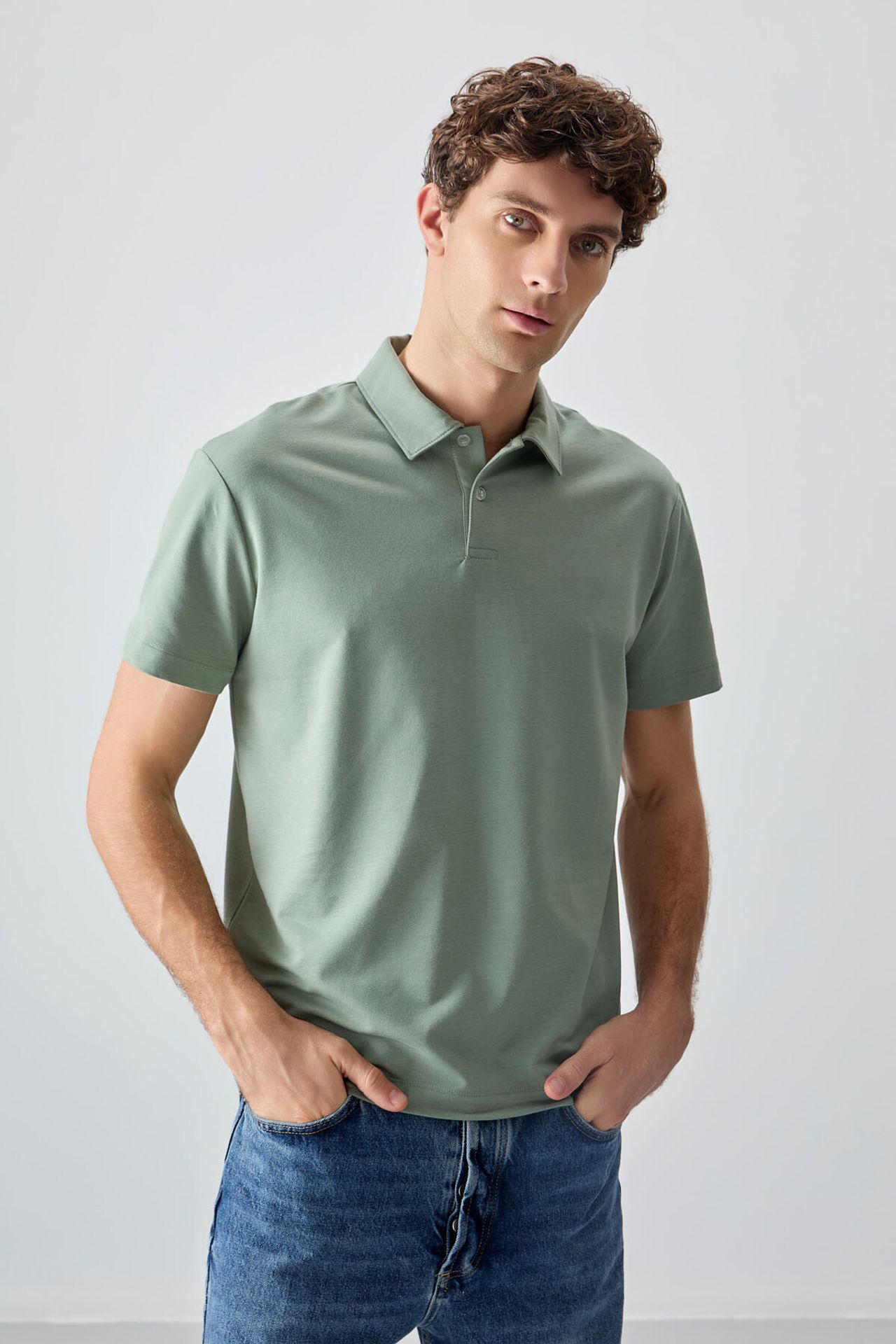 TOMMY Oversized Polo Collar T-Shirt 1