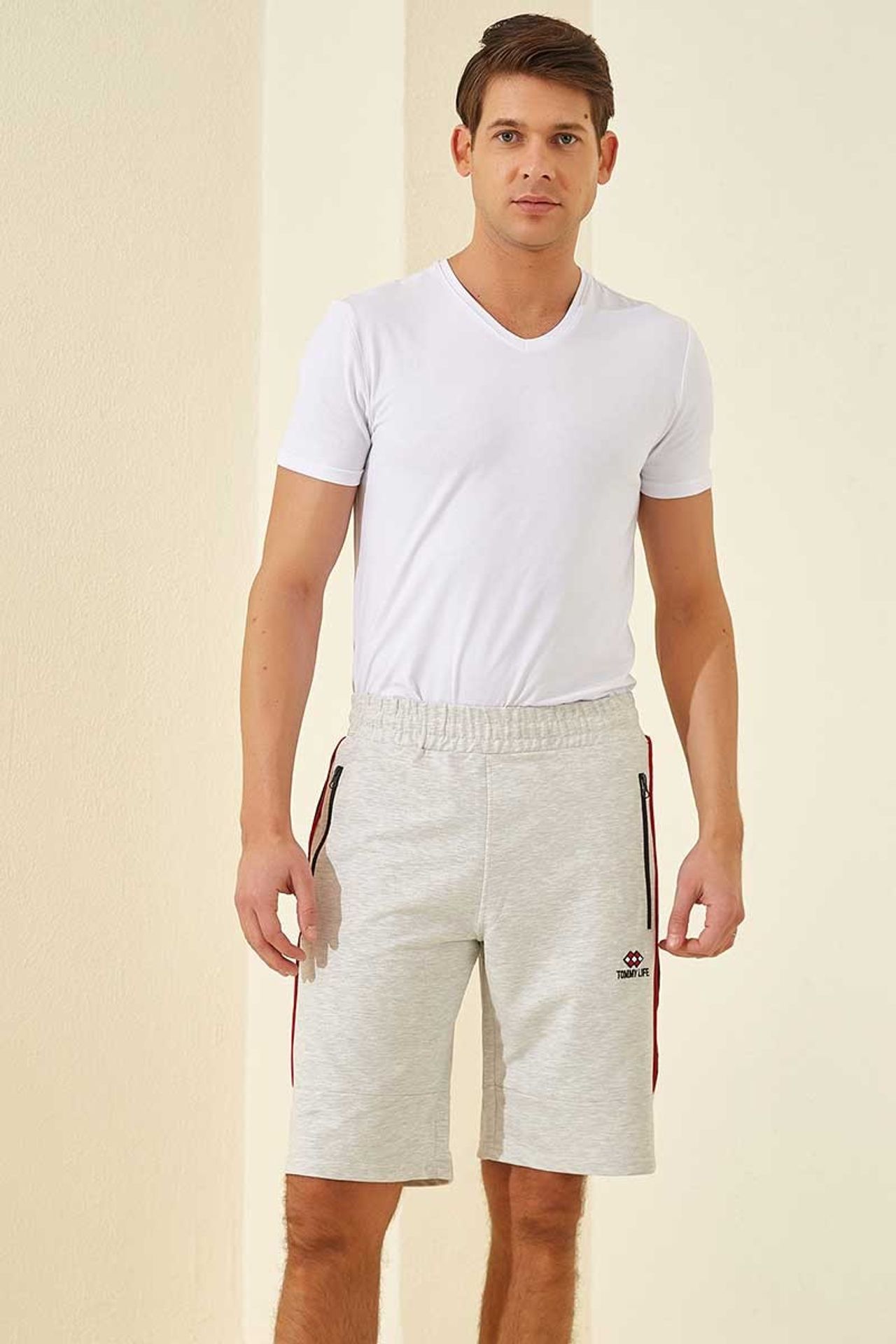 TOMMY Men's Striped Jersey Shorts 1