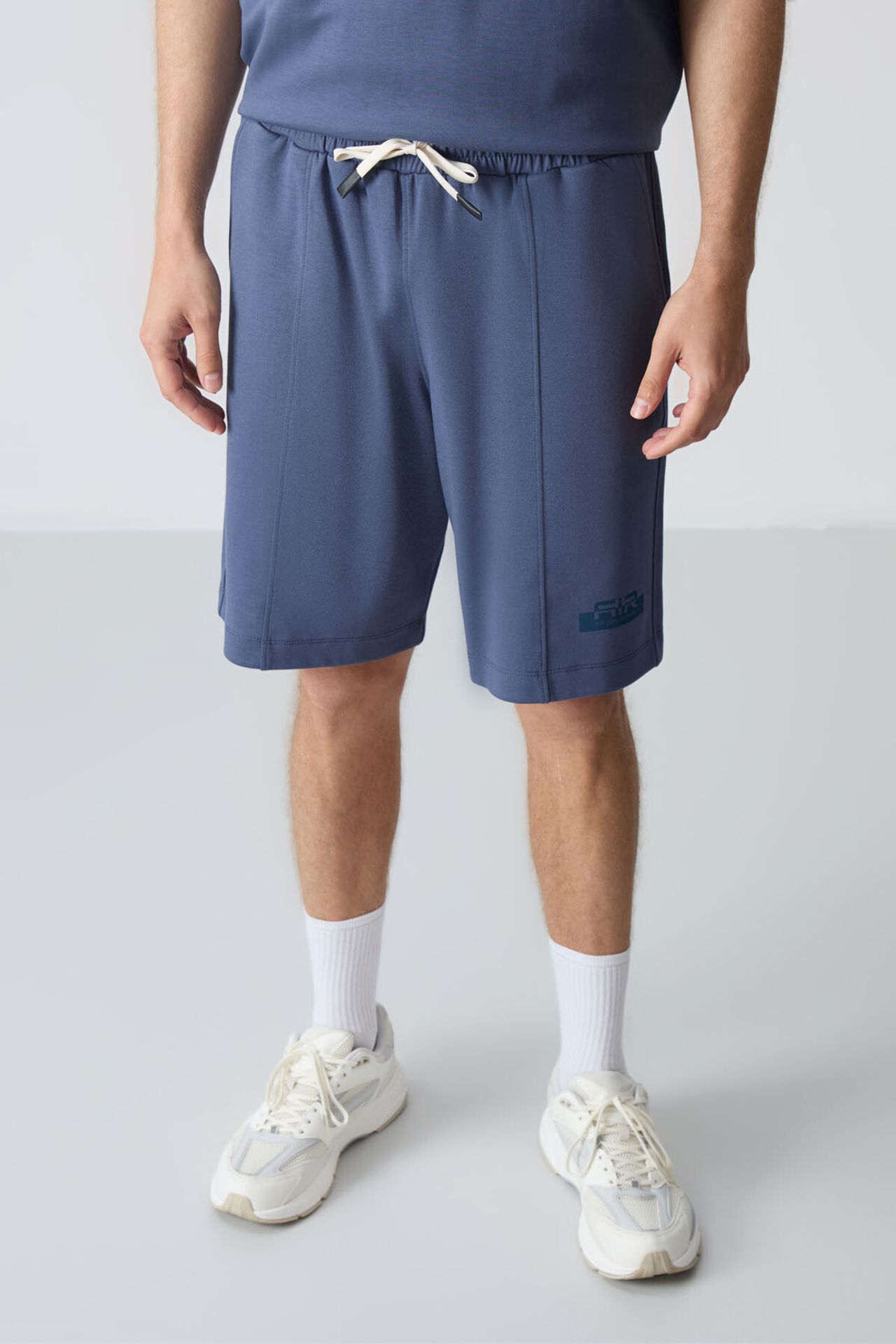 TOMMY Men's Oversized T-Shirt And Shorts Set 3