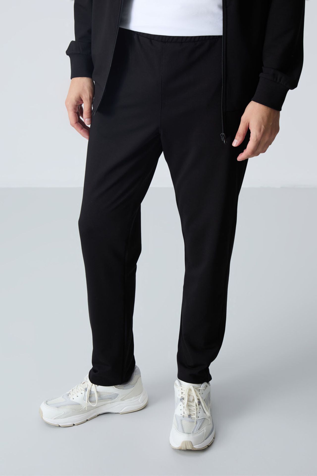 TOMMY Men's Zip-Collar Sweatshirt And Pants Set 4