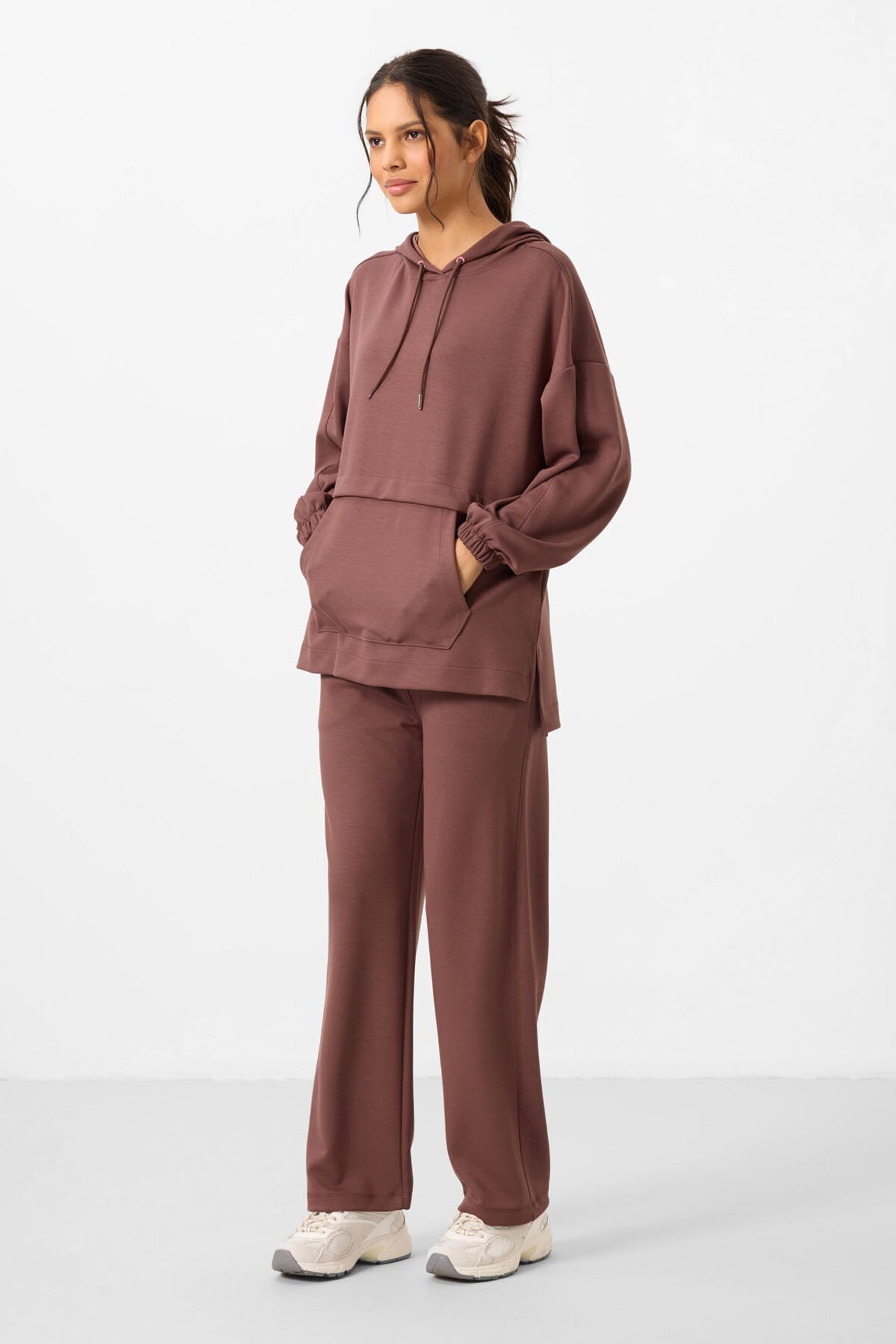 TOMMY Oversized Hooded Sweatshirt And Wide-Leg Pants Set 3