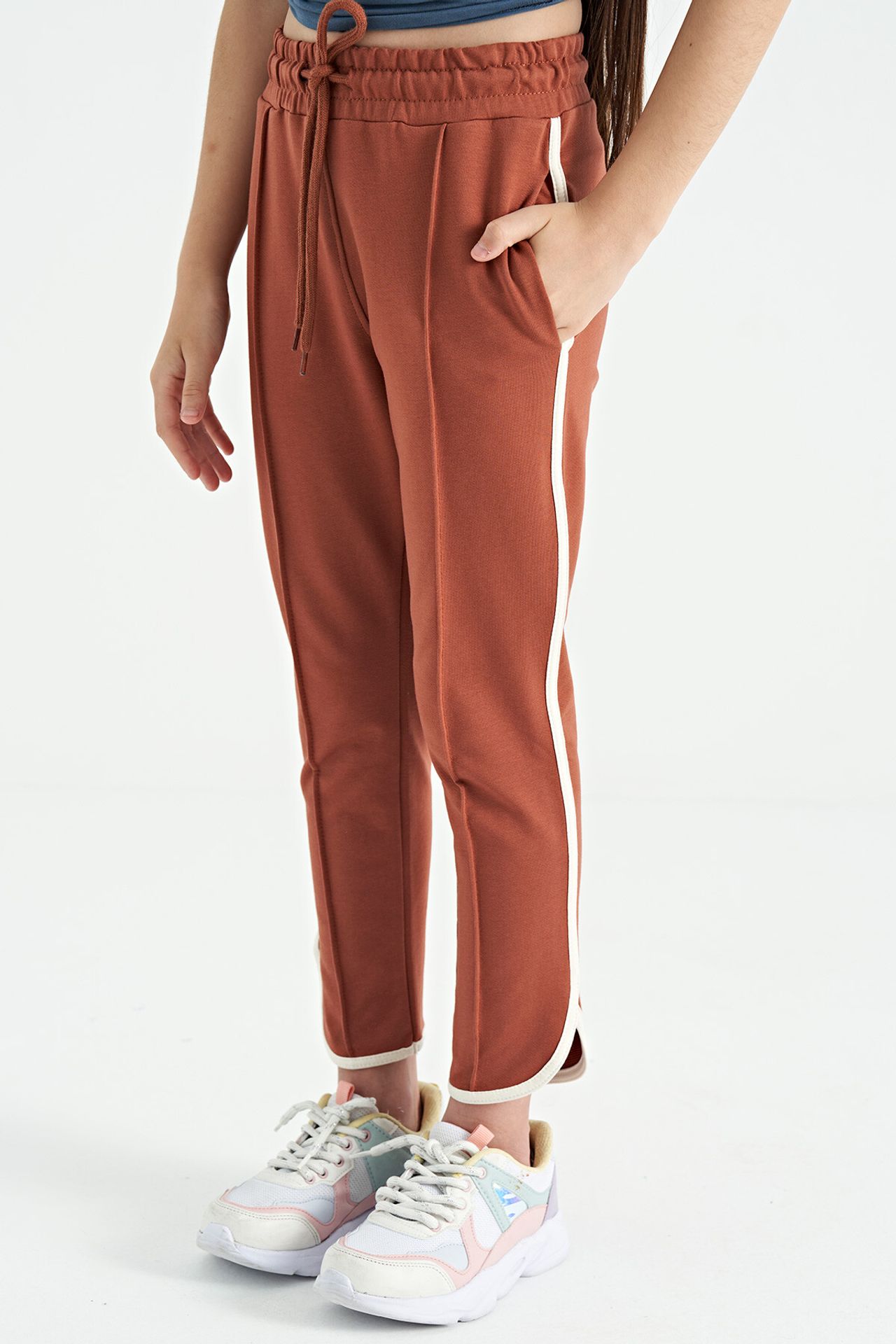 TOMMY Youth Unisex Cotton Blend Pants 3