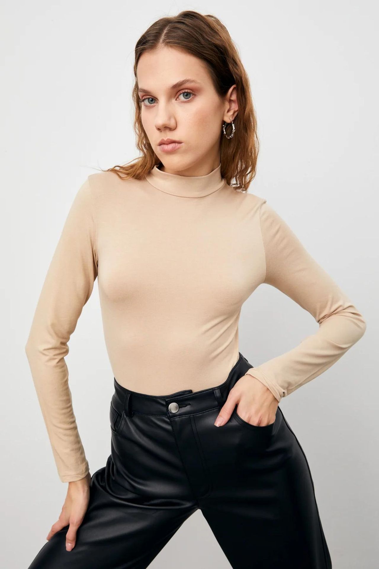 BIPANTOLON Women's 3-Pack Slim Fit Turtleneck Bodysuits 6