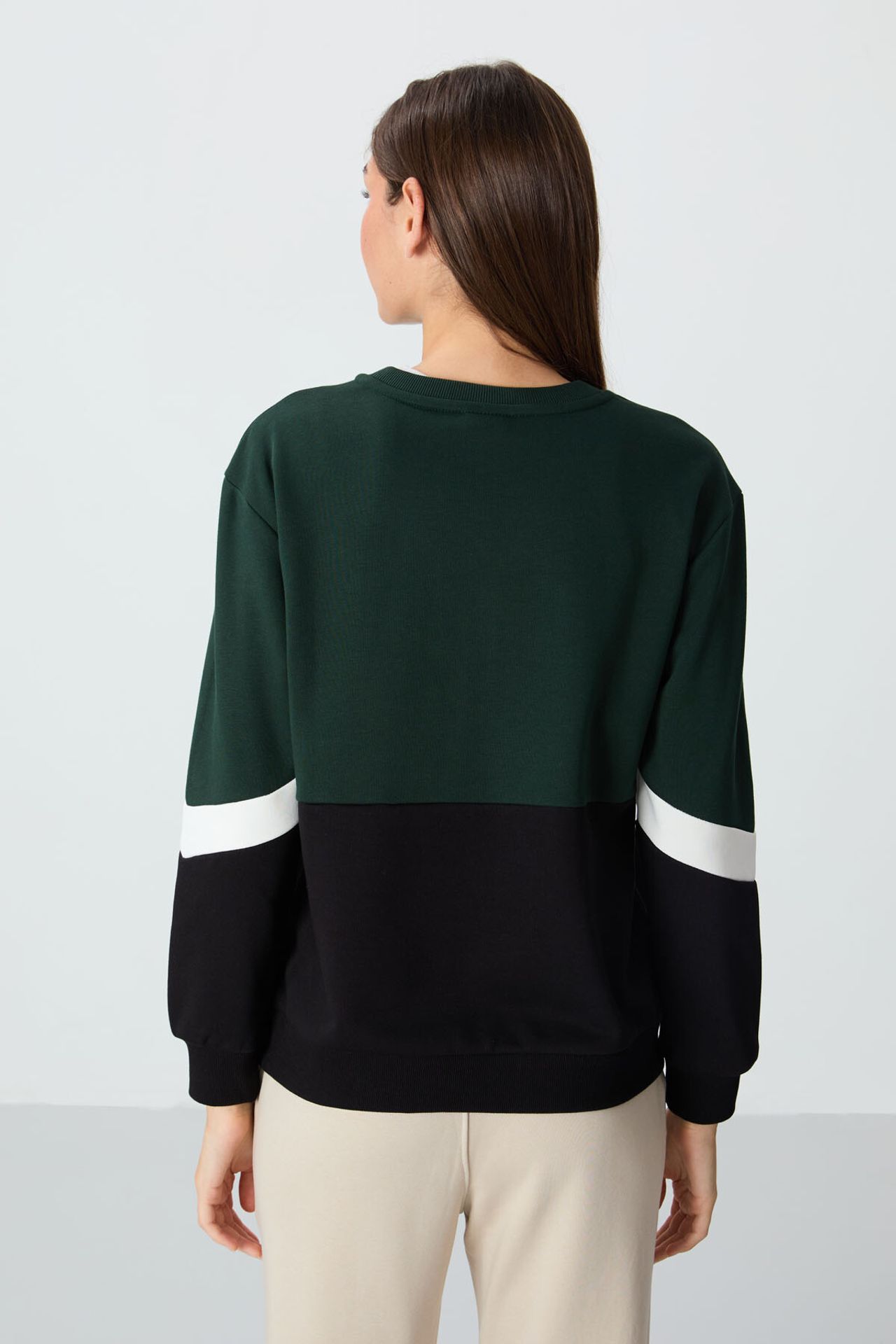 TOMMY Oversized Color-Blocked Crew Neck Sweatshirt 5