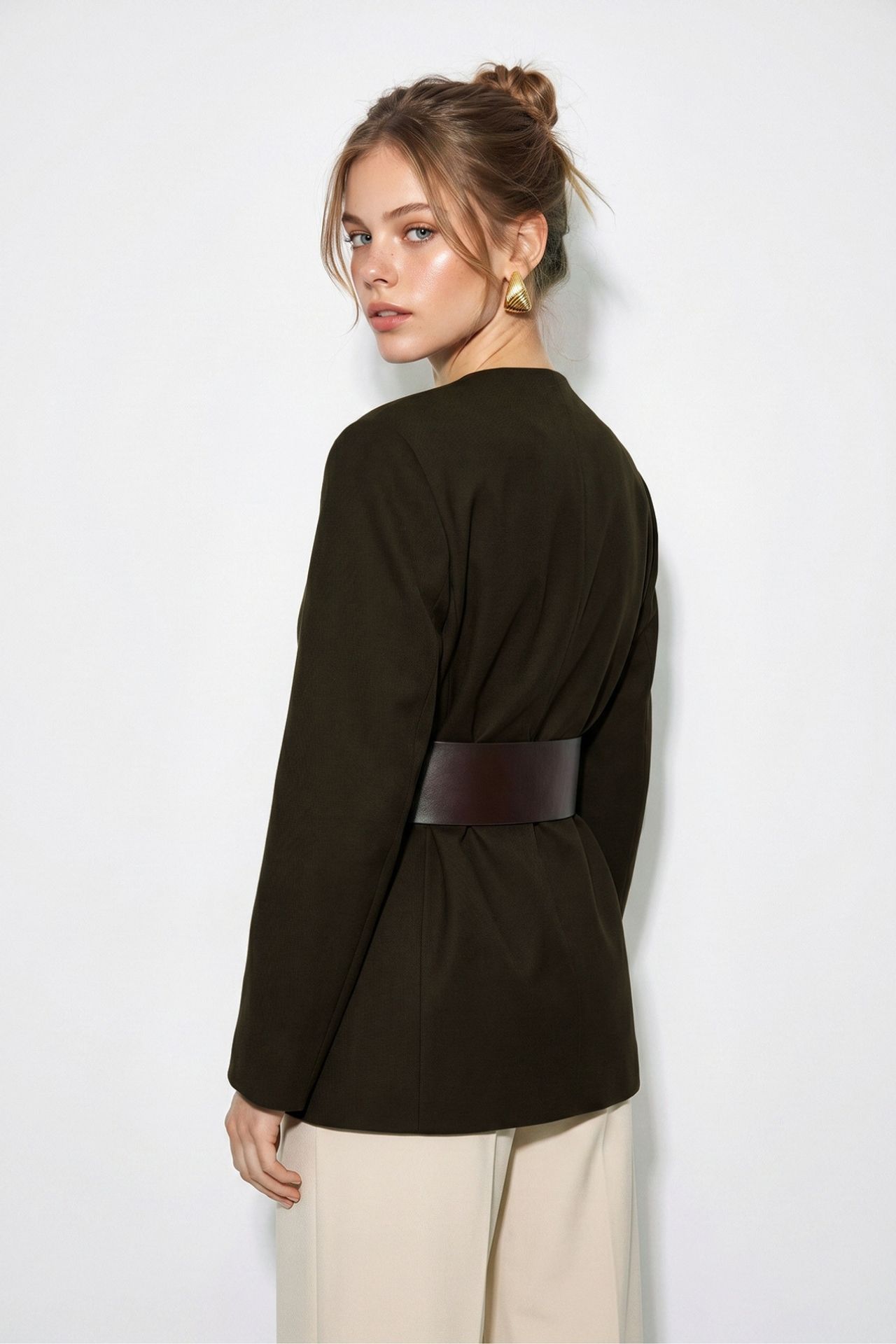 LUCCI Belted V-Neck Blazer Jacket 4