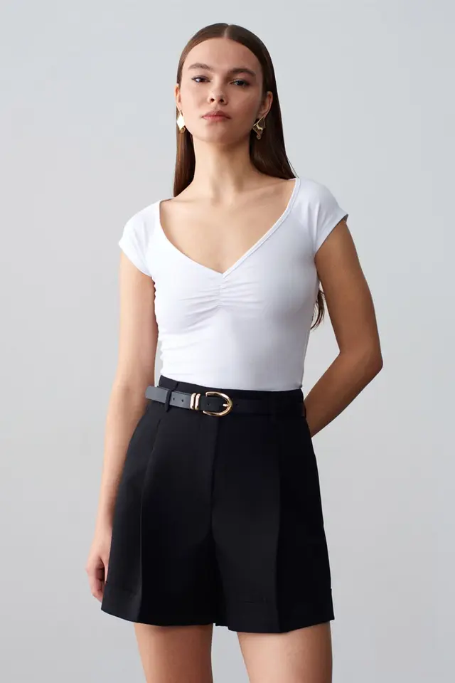 DILVIN Women's Slim Fit V-Neck Cotton T-Shirt