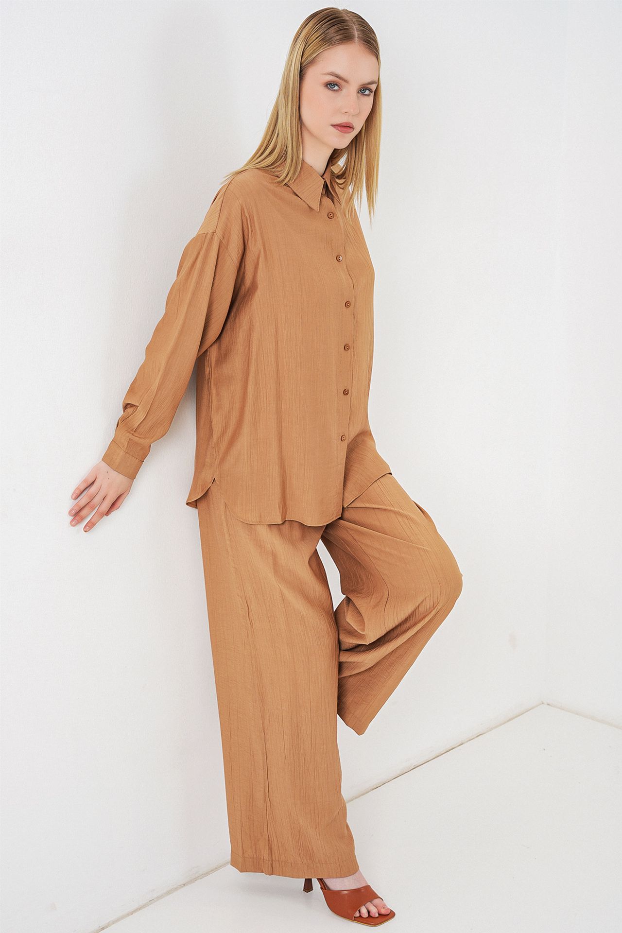 BDART Textured Button-Up Long Sleeve Shirt 3