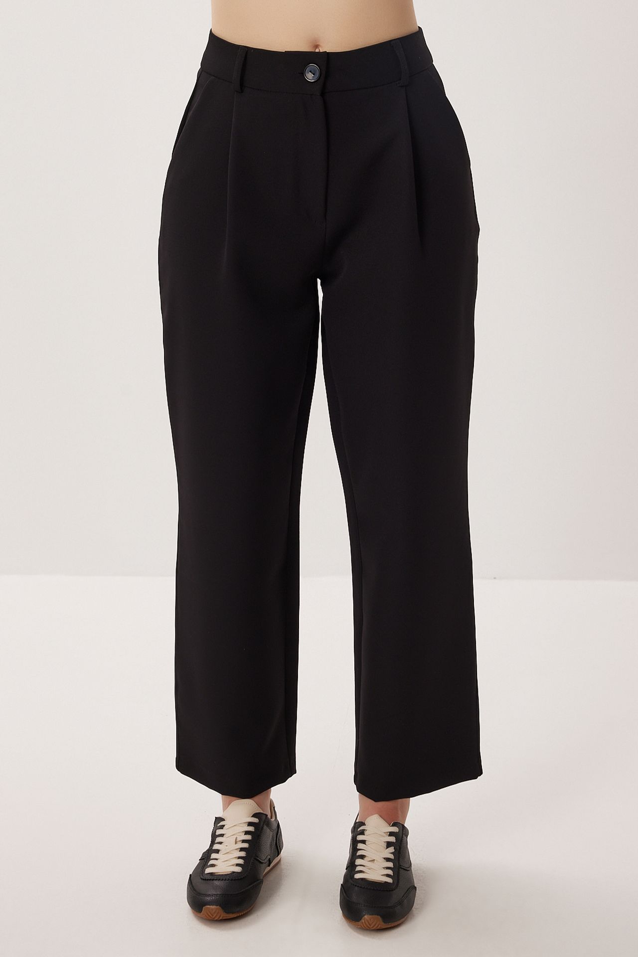 ISTANBUL High Waist Tailored Trousers with Belt 3