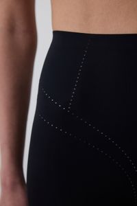 black-image-3