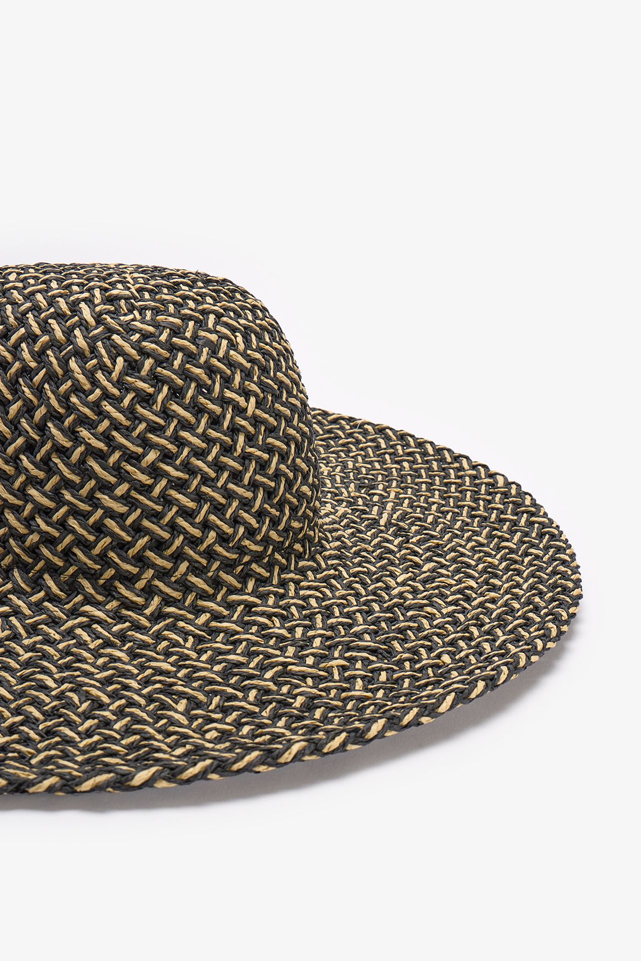 PENTI Gloria Striped Hat 2