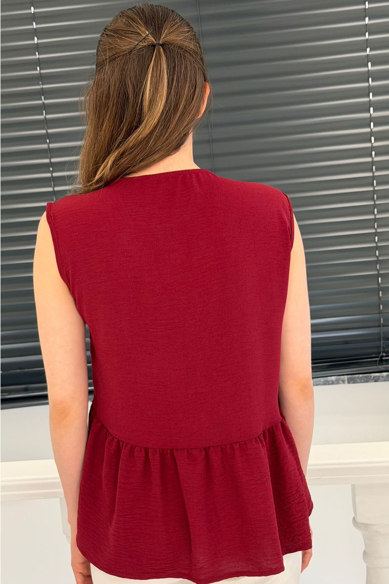BDART V-Neck Buttoned Sleeveless Blouse 5