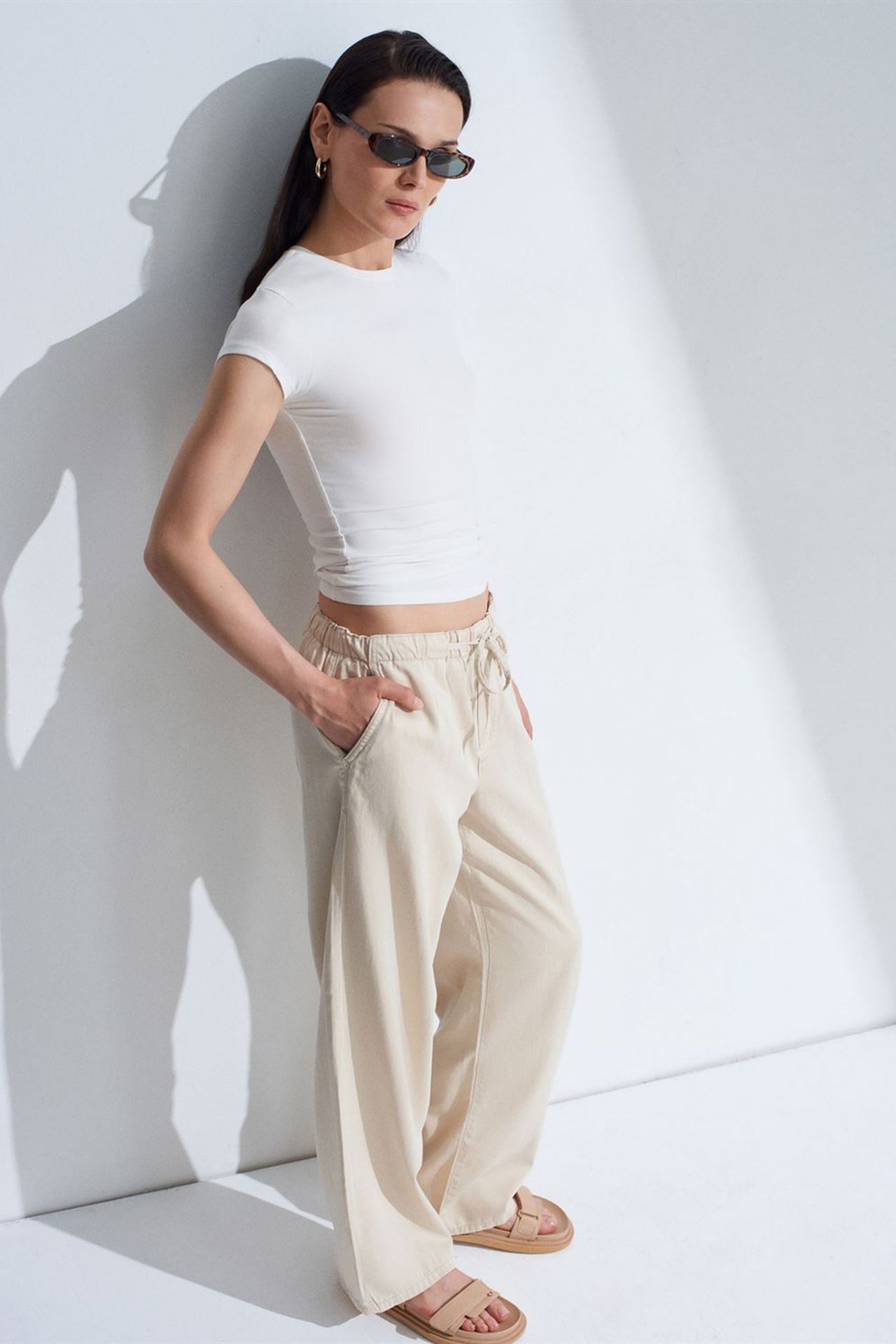 DILVIN Mid-Waist Wide-Leg Denim Jeans 1