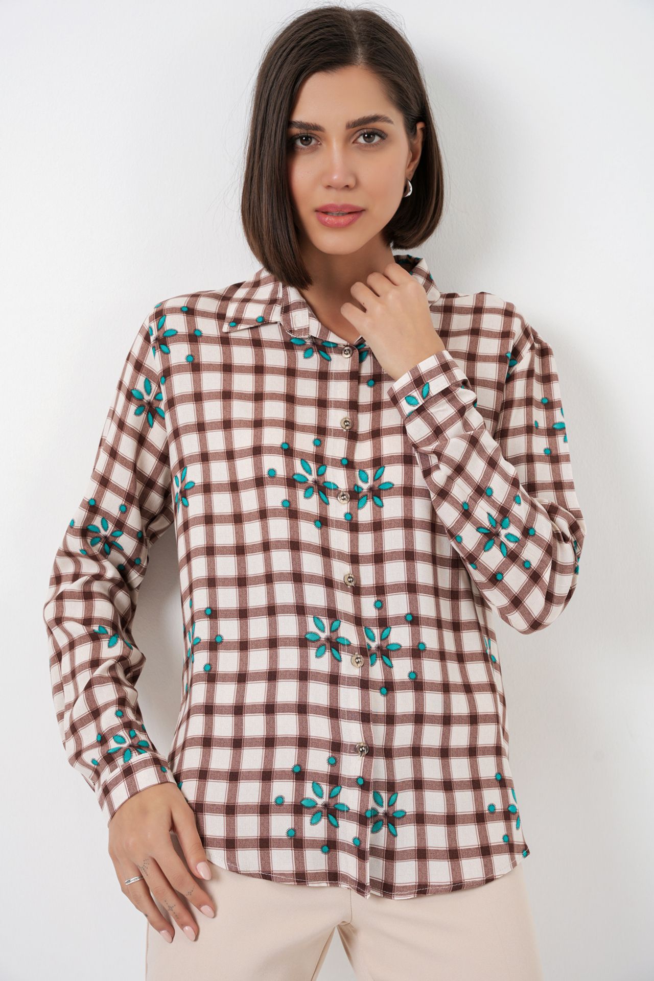 BDART Plaid Button-up Shirt with Shirt Collar 1