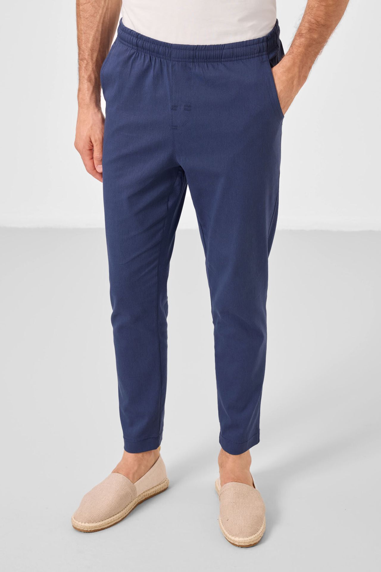 TOMMY Men's Straight-leg Gabardine Chinos 5
