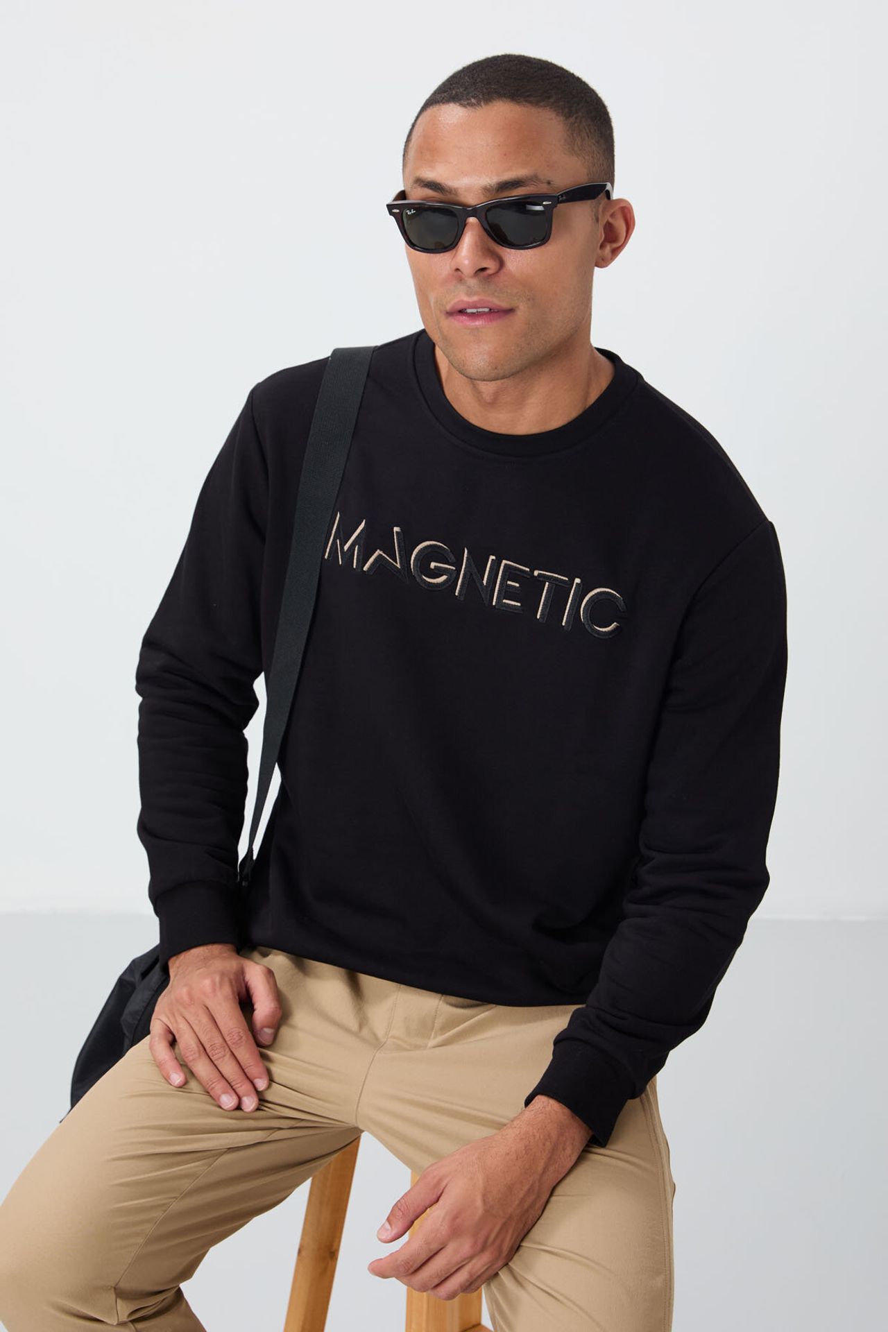 TOMMY Printed Crew Neck Sweatshirt 4