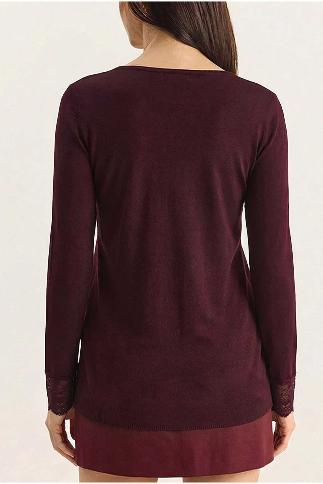 LUCCI Lace Detailed V-Neck Blouse 6