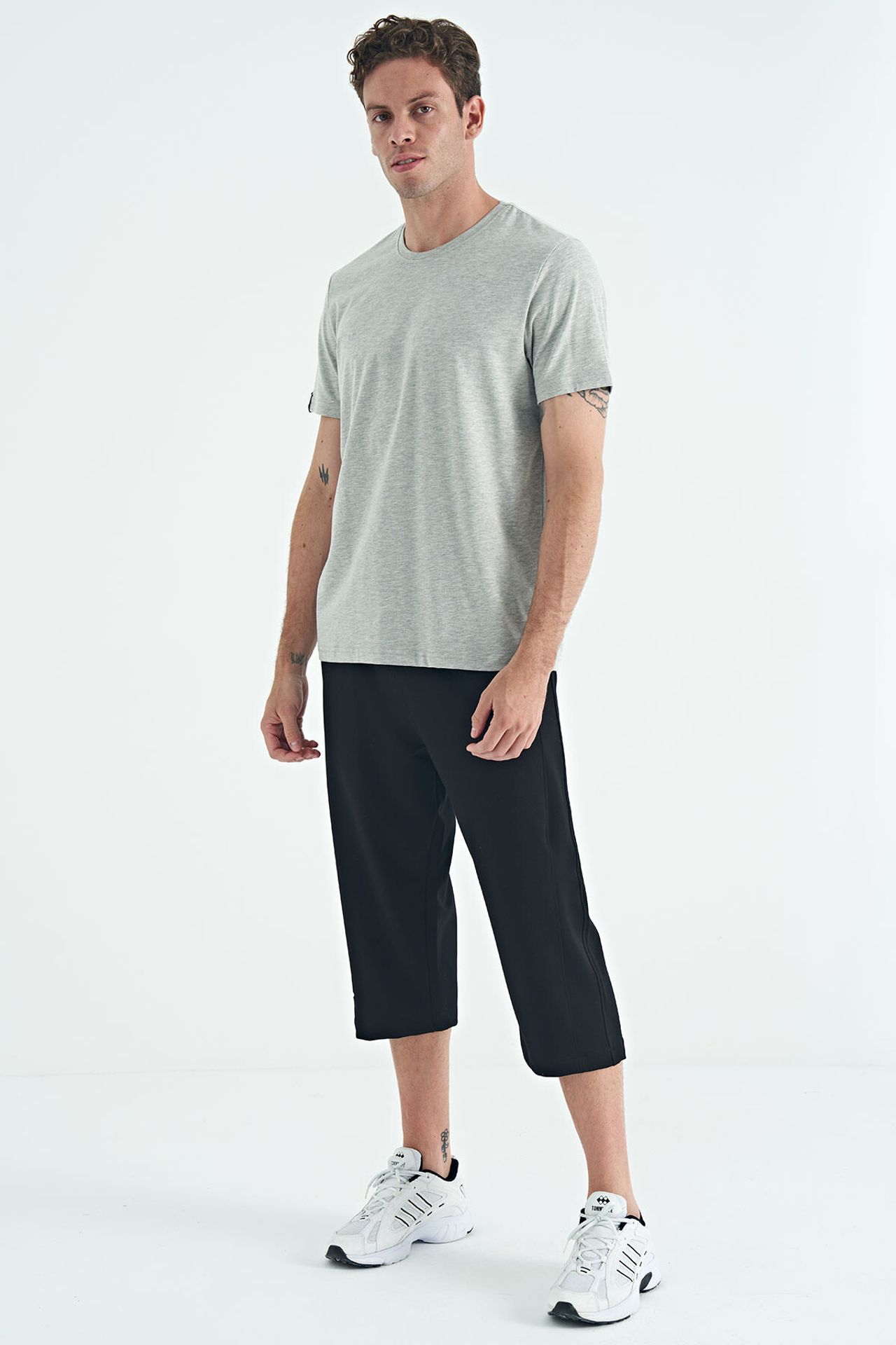 TOMMY Men's Cotton Elastane Crew Neck T-Shirt 5