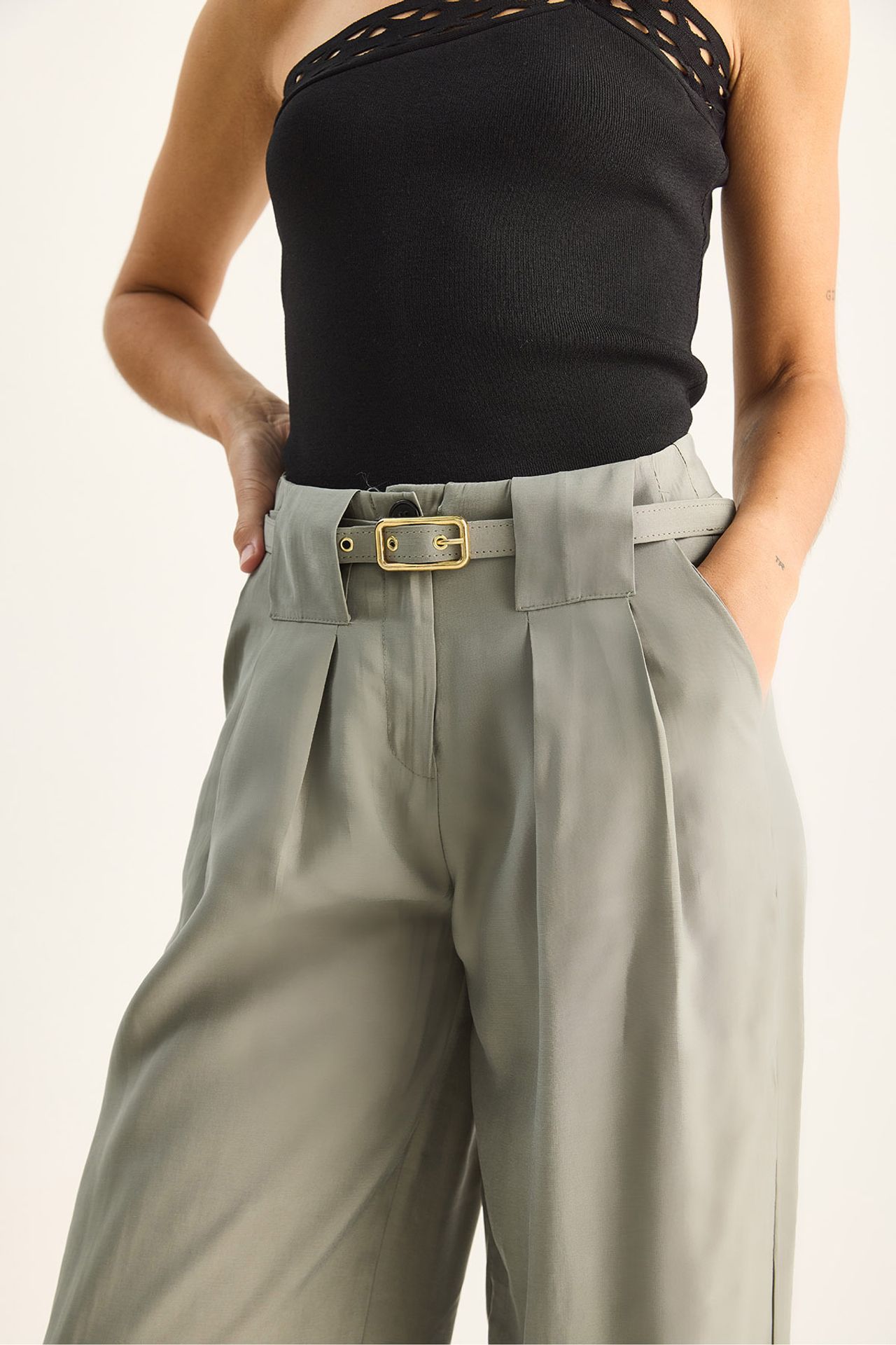 LUCCI Women's High Waist Belted Pants 6